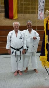v.l. Fritz Nöpel 10. Dan und Mustafa Kamel 7. Dan