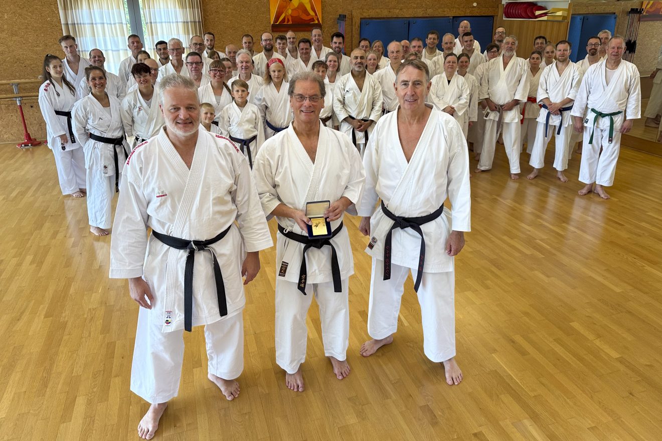 Goldene KDNW-Ehrenmedaille für Uwe Schröder