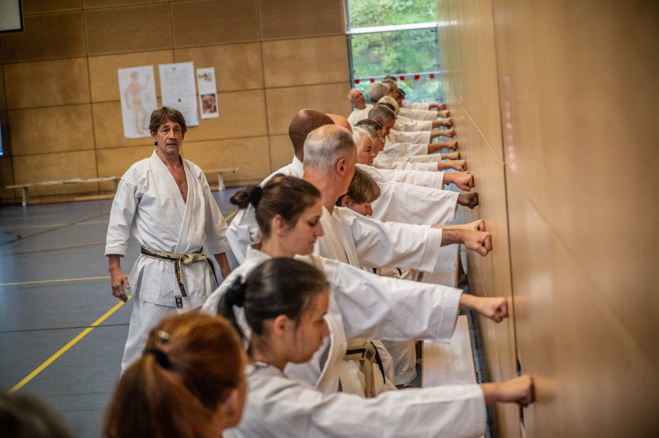 SOK im KDNW: ＂Die Naturgesetze gelten auch für Karateka...＂