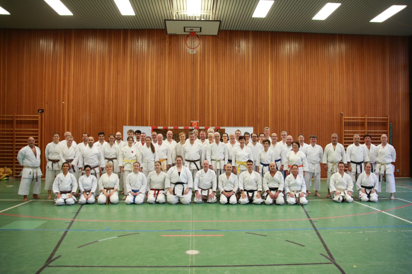 Aus unseren Dojos: Erstmals Dan-Prüfung beim Karate-Do Dormagen