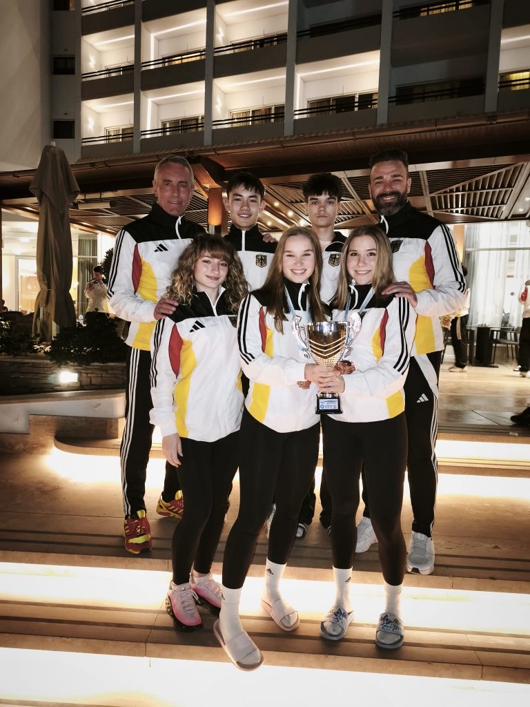 Die KDNW-Karateka für Team Deutschland in Limassol