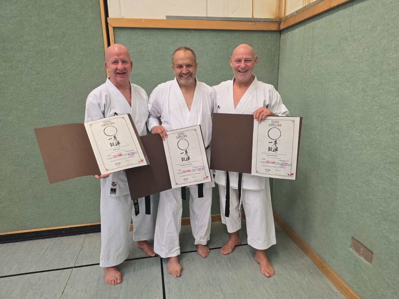 Shotokan: 7. Dan für Vogt, Stramka und Berscheid, 6. Dan für Milner